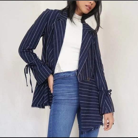 New FREE PEOPLE Stella Blazer Jacket Navy Blue White Stripe Fluted Sleeve - Picture 2 of 14